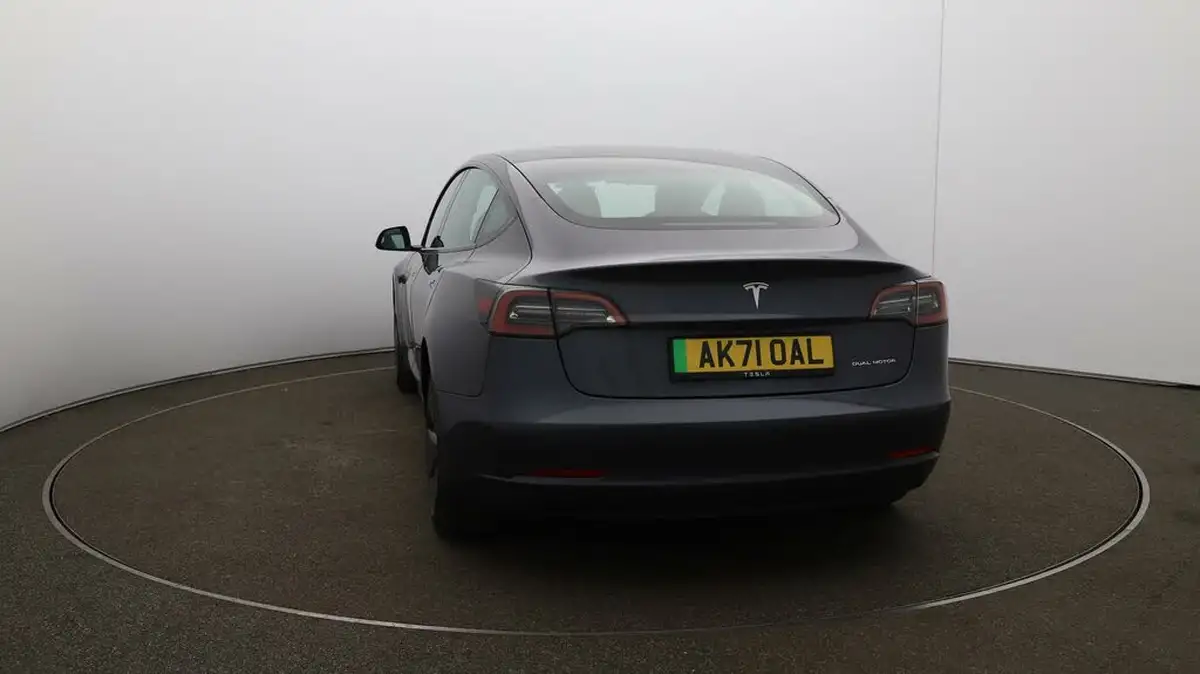 2021-tesla-model-3-e-long-range-awd-big-58