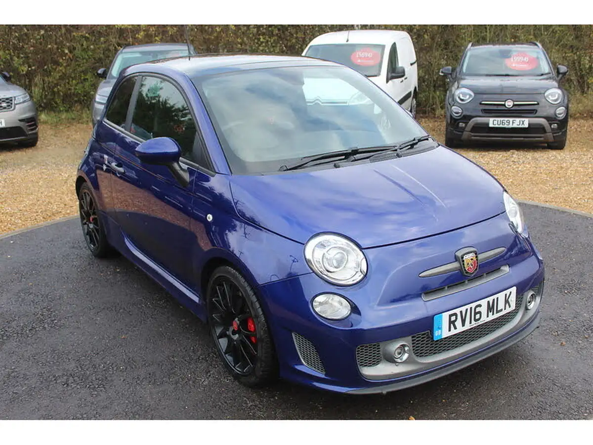 2016-abarth-500-14-tjet-595-competizione-big-0
