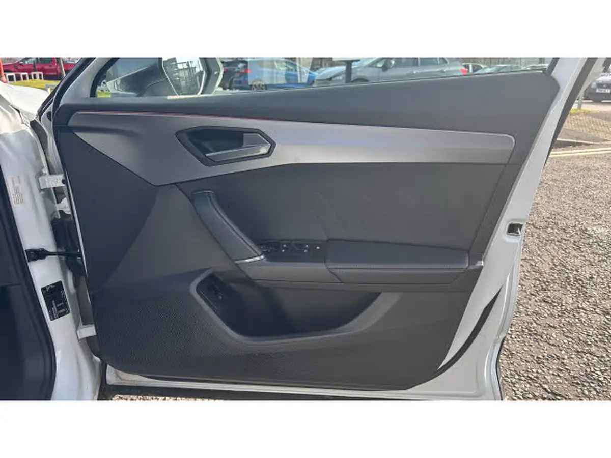 2024-cupra-formentor-14-e-hybrid-v2-big-18