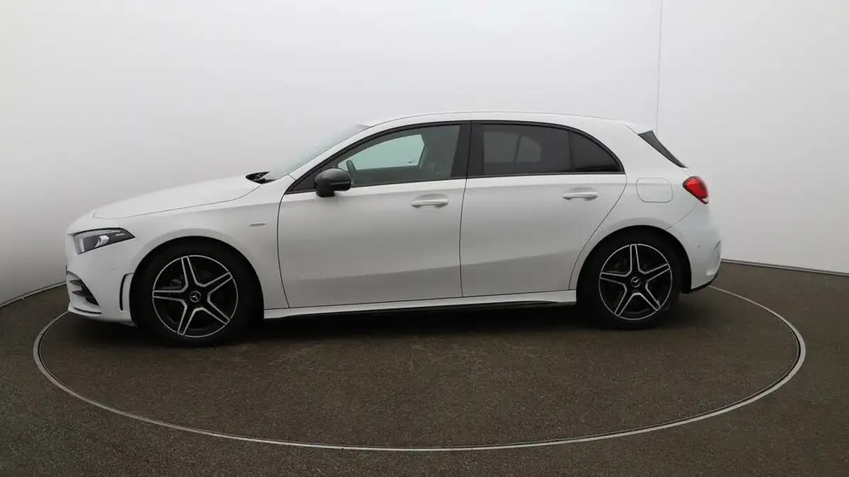 2022-mercedes-benz-a-class-13-a200-amg-line-executive-edition-hatchback-5d-7g-dct-big-57
