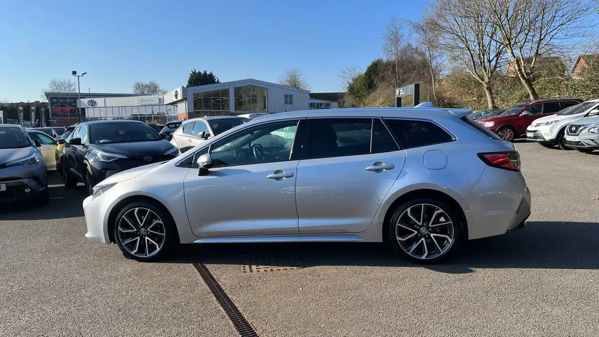 2023-toyota-corolla-20-vvt-i-excel-181bhp-18in-alloy-wheelstrk-touring-sports-big-16