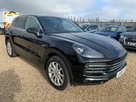 2019-porsche-cayenne-30-v6-e-hybrid-e-hybrid-station-wagon-small-0