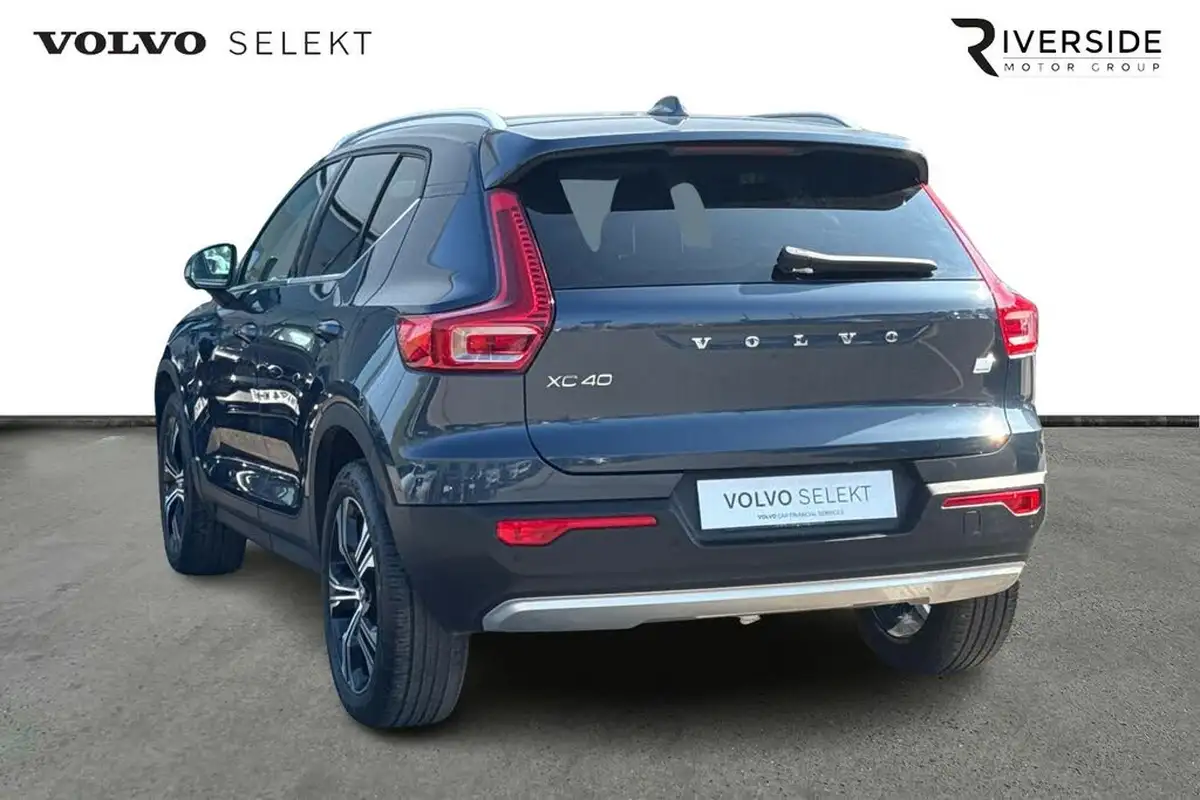 2022-volvo-xc40-15-t5-inscription-pro-big-2