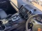 2013-porsche-cayenne-30td-small-36