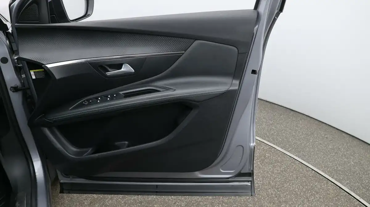 2021-peugeot-3008-suv-16-puretech-allure-300bhp-4wd-hybrid4-e-eat8-big-15