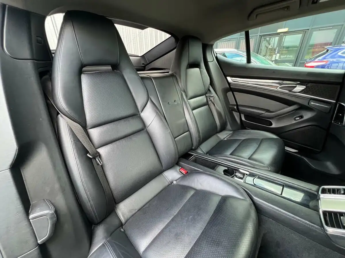 2012-porsche-panamera-30td-diesel-big-33