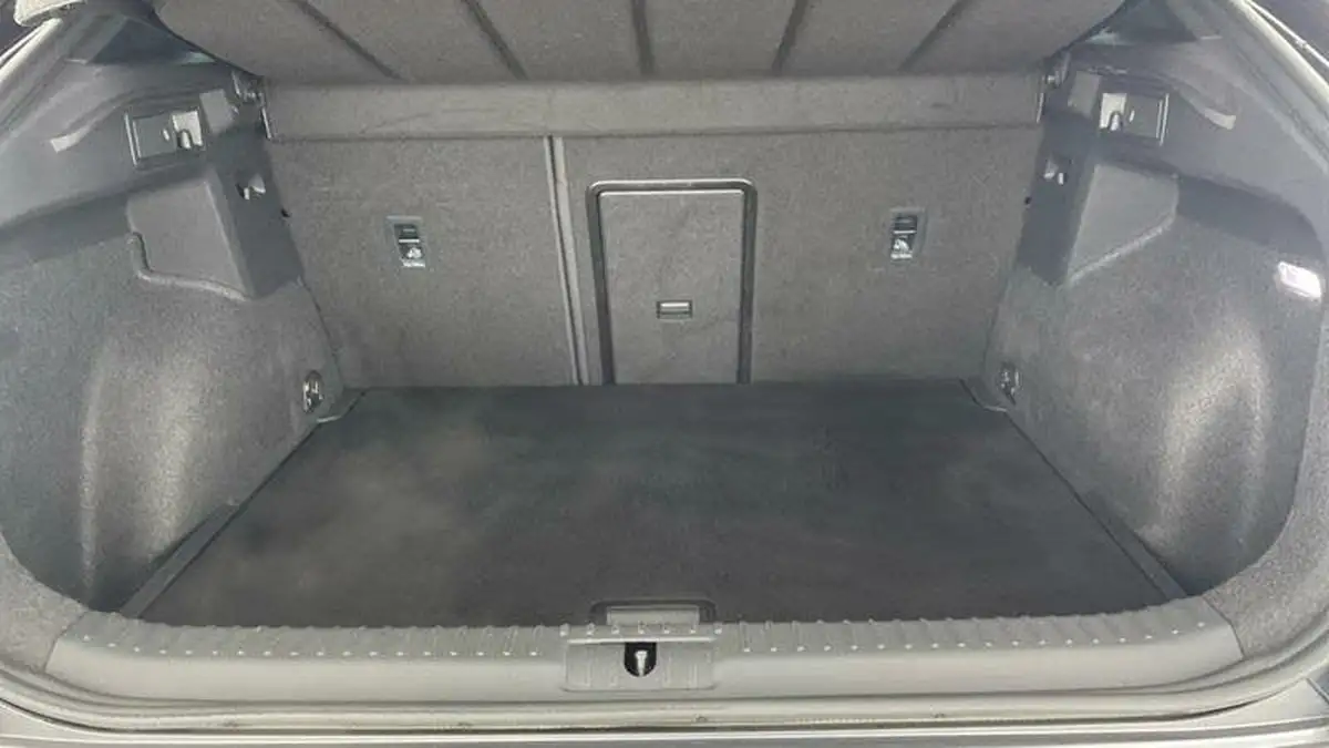 2021-cupra-formentor-20-tsi-vz2-big-30