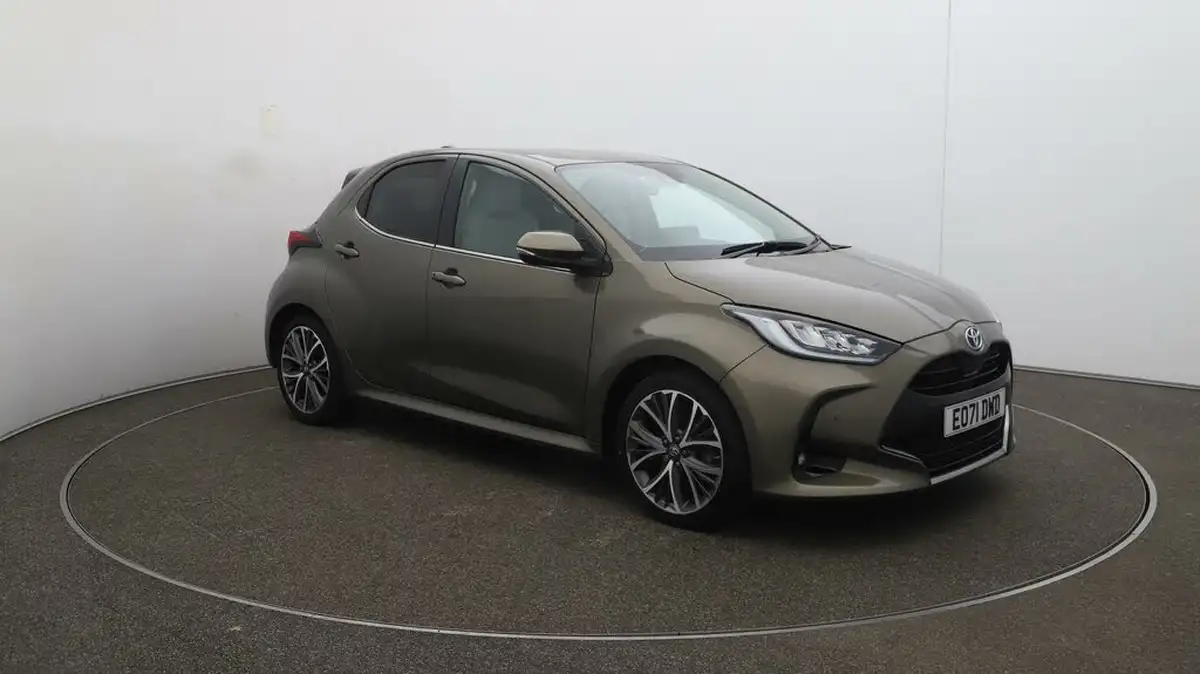 2021-toyota-yaris-15-vvt-i-excel-big-38