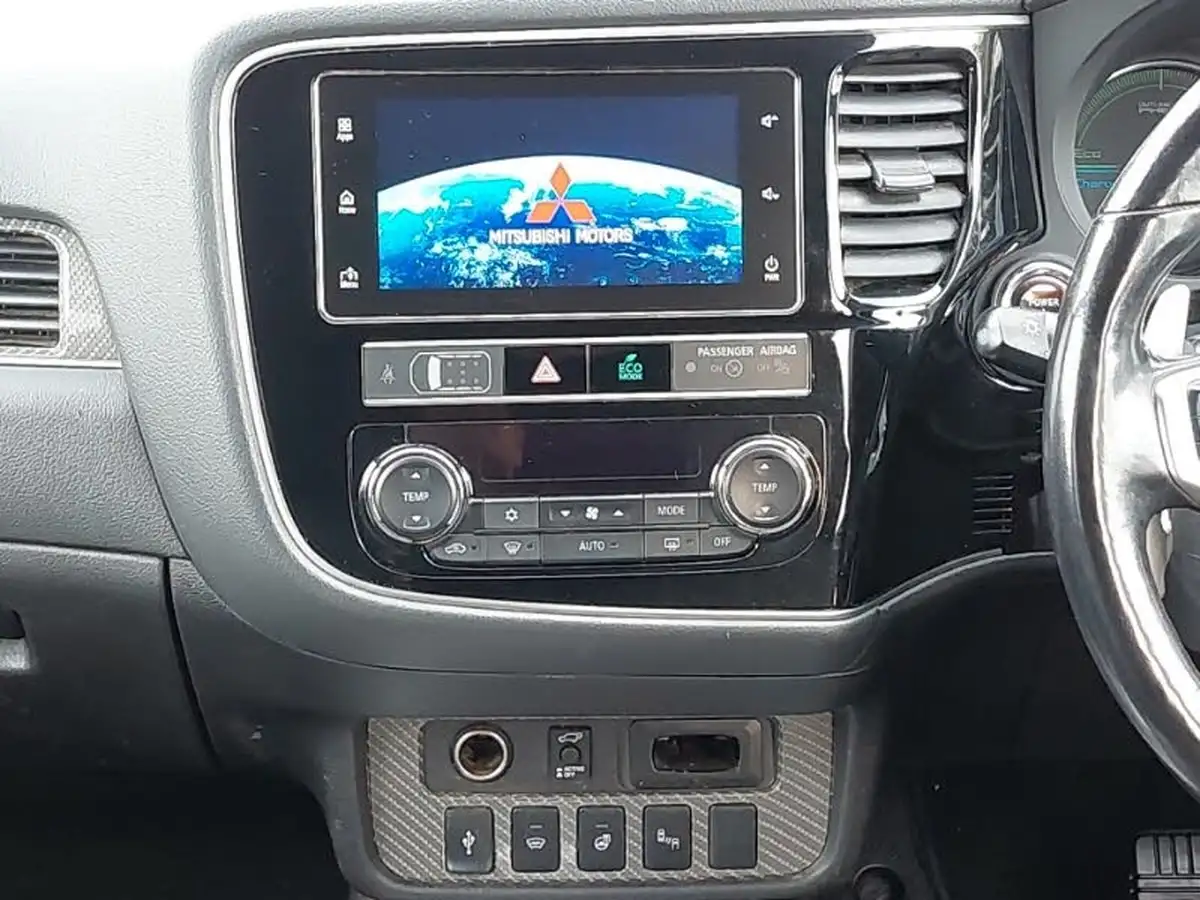 2019-mitsubishi-outlander-24-4h-phev-big-6