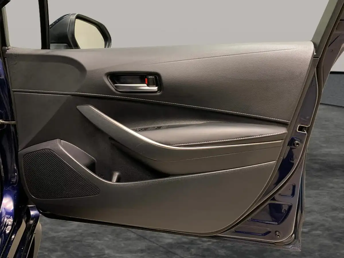 2022-suzuki-swace-18-sz5-big-28