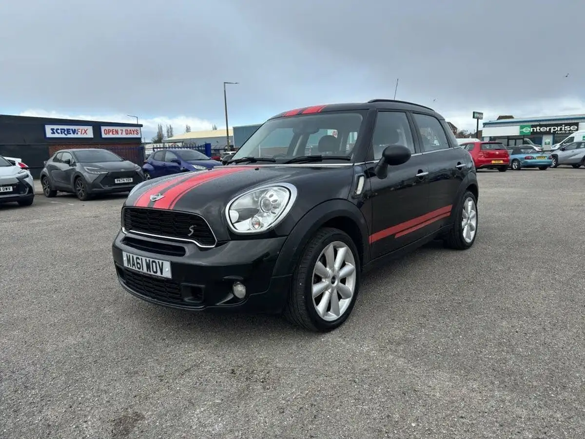 2011-mini-countryman-20td-cooper-sd-big-9