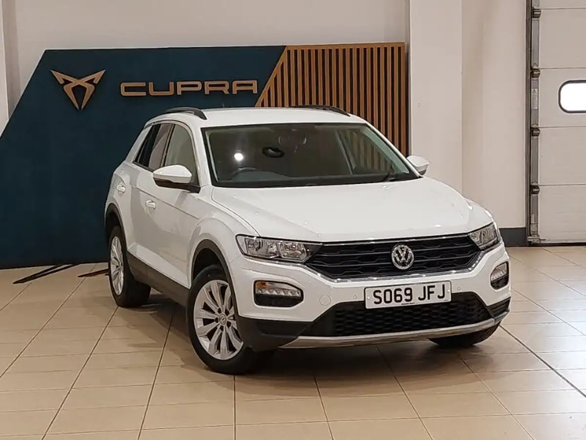 2019-volkswagen-t-roc-15-tsi-se-dsg-big-0