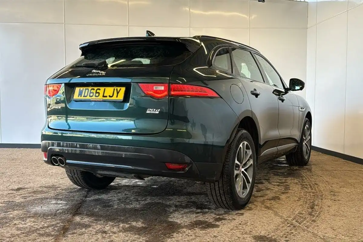 2017-jaguar-f-pace-20-i4d-r-sport-180ps-awd-big-3