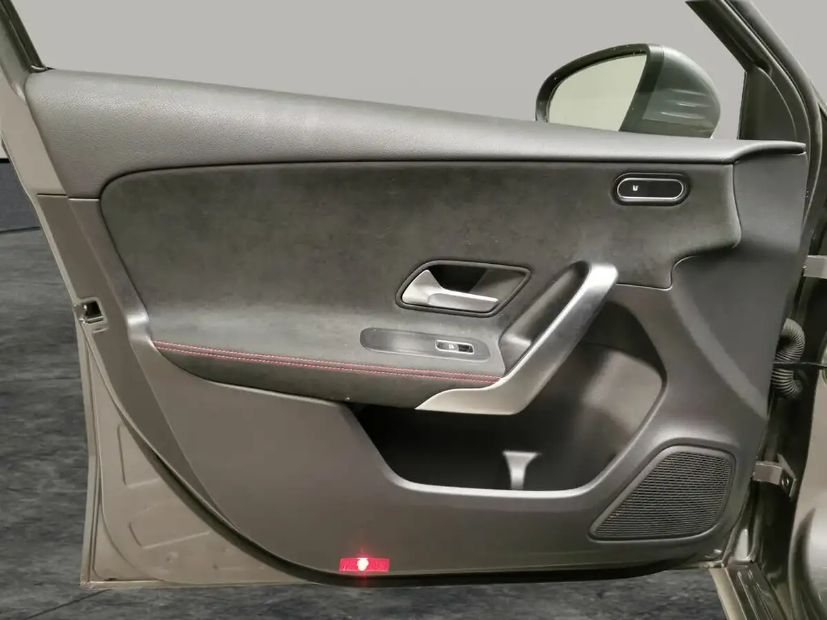 2021-mercedes-benz-a-class-13-a250e-amg-line-hatchback-5d-big-23