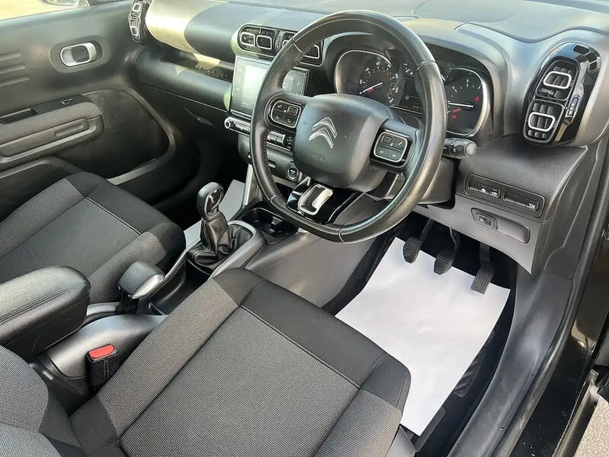 2018-citroen-c3-aircross-16bluehdi-flair-100ps-big-34