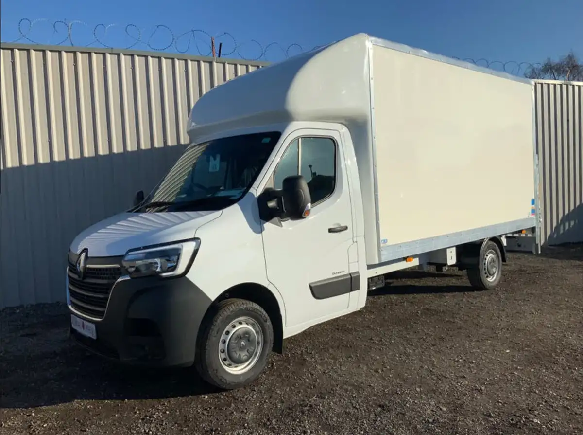 2024-renault-master-23dci-ll35-145-business-chassis-cab-big-4