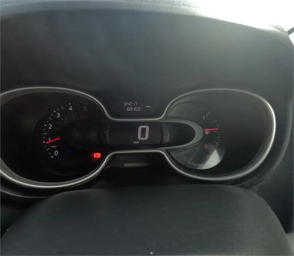 2021-renault-trafic-20dci-ll30-energy-120-business-panel-big-15