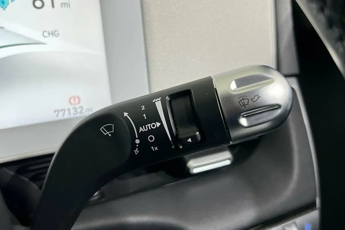 2021-hyundai-ioniq-5-e-premium-217ps-73kwh-rwd-big-27