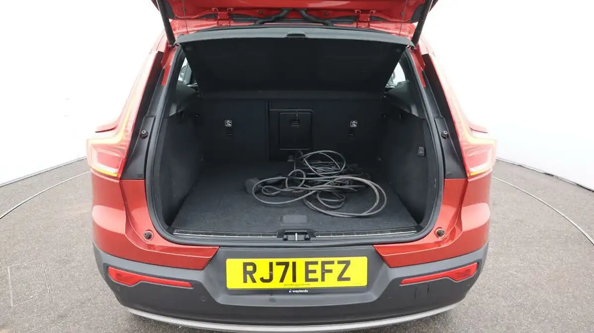 2021-volvo-xc40-15-t5-inscription-pro-258bhp-big-17