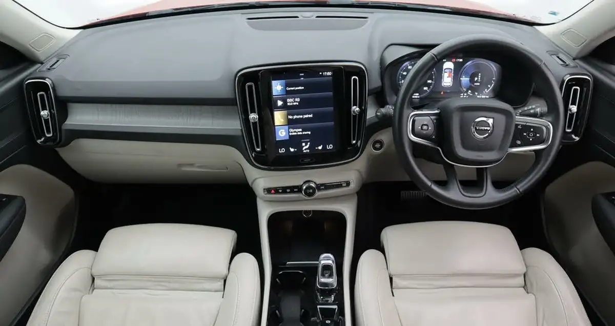 2021-volvo-xc40-15-t5-inscription-pro-258bhp-big-13