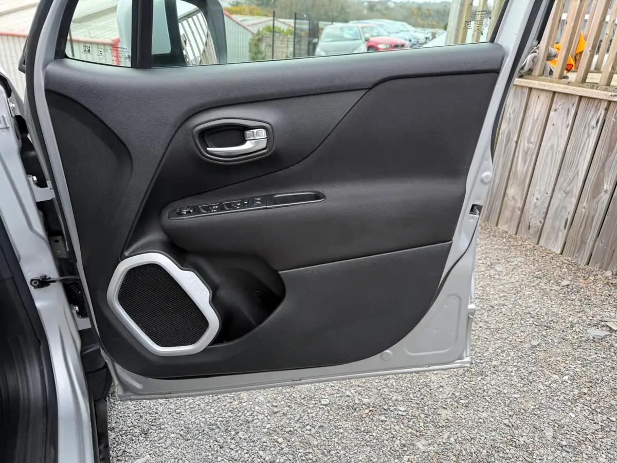 2016-jeep-renegade-16-multijet-ii-longitude-ss-big-42