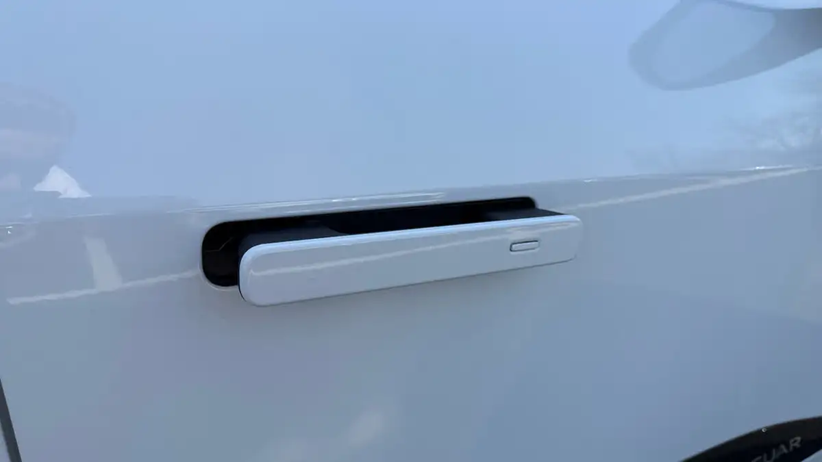 2019-jaguar-i-pace-ev400-se-big-25