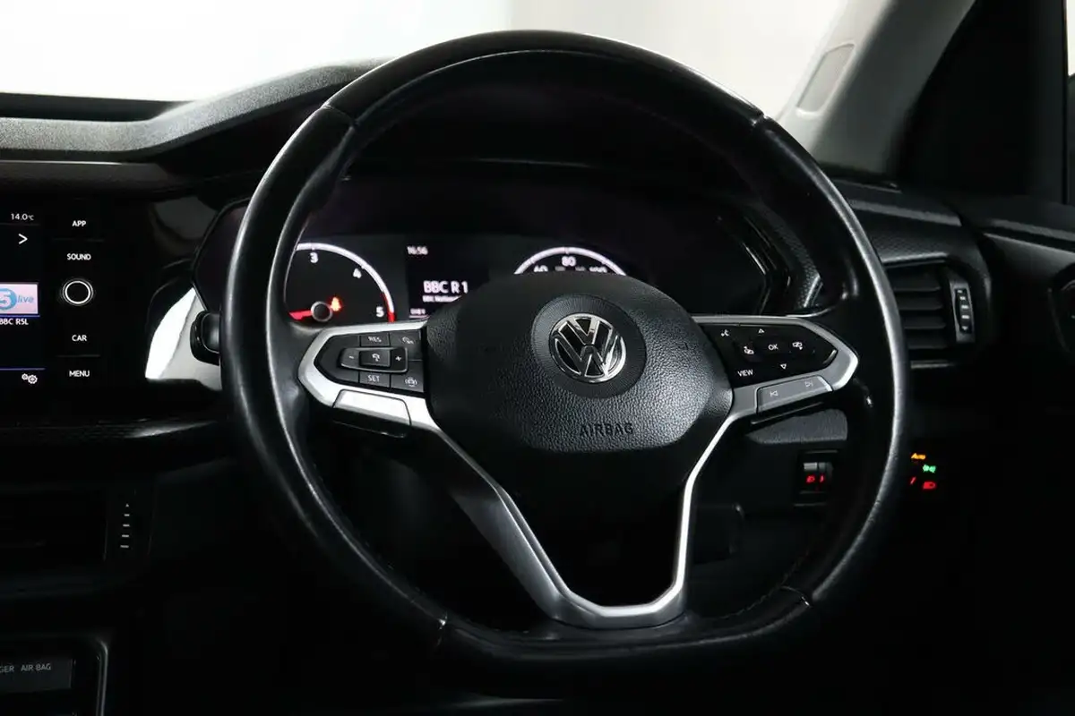 2019-volkswagen-t-cross-16tdi-se-big-40