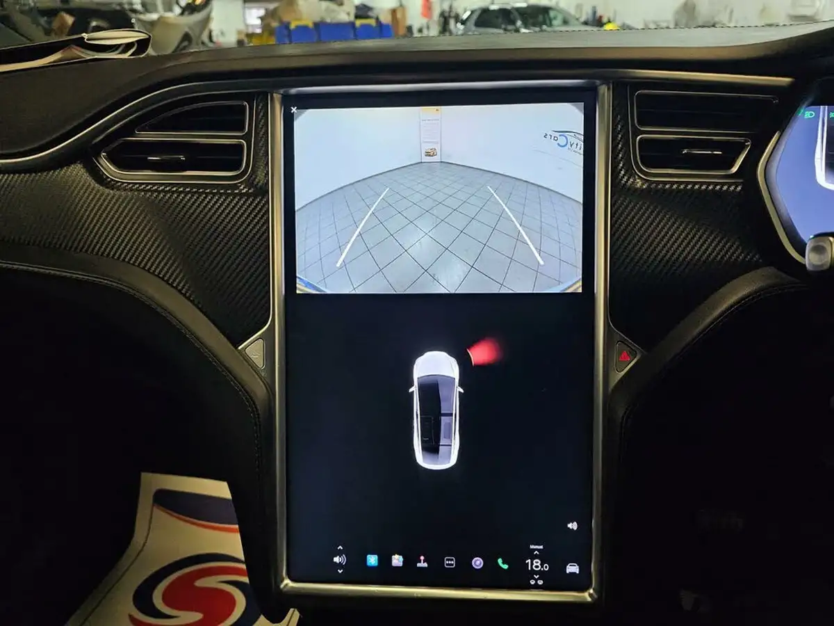 2017-tesla-model-x-e-75d-big-23