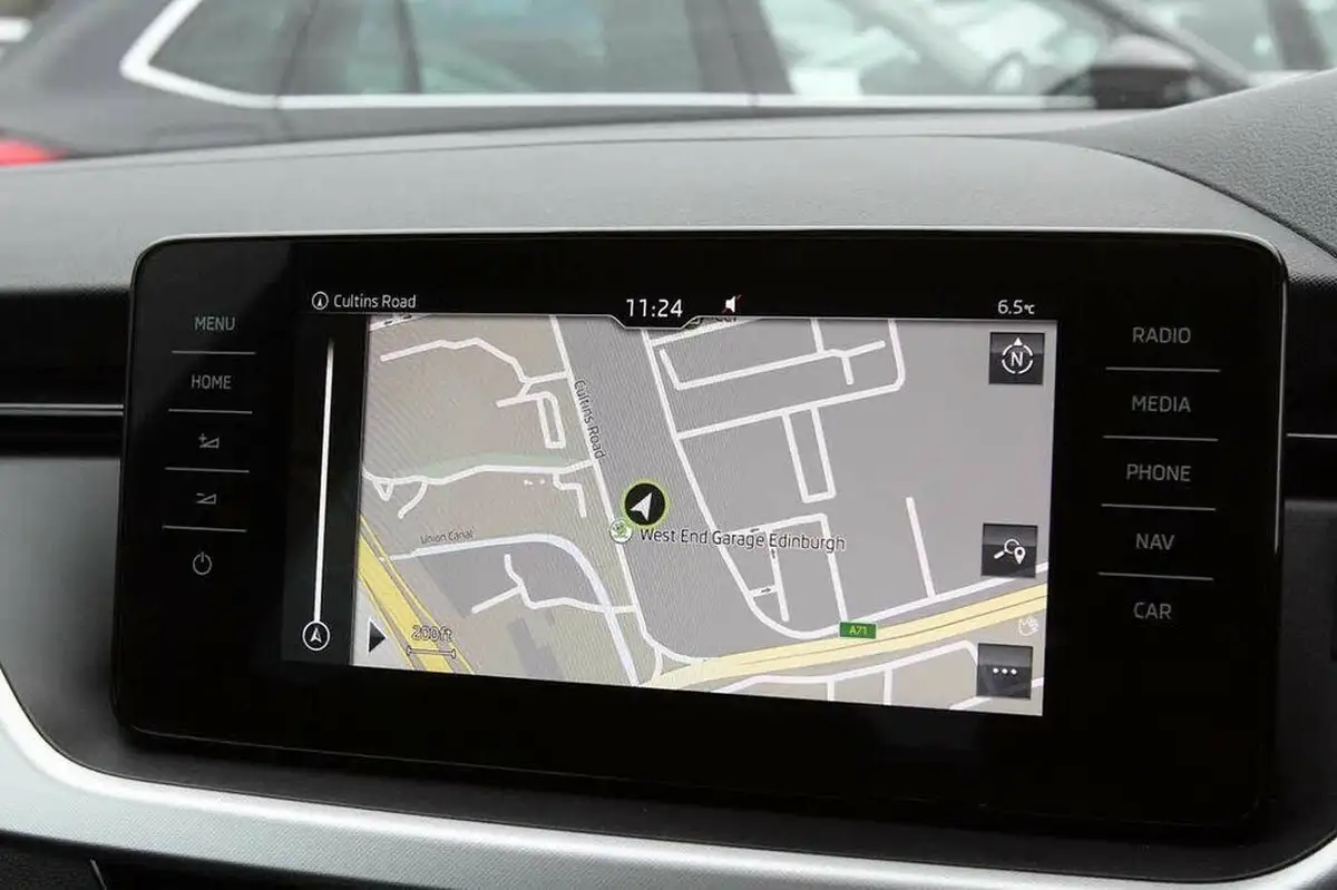 2022-skoda-kamiq-10-tsi-se-drive-111ps-big-12