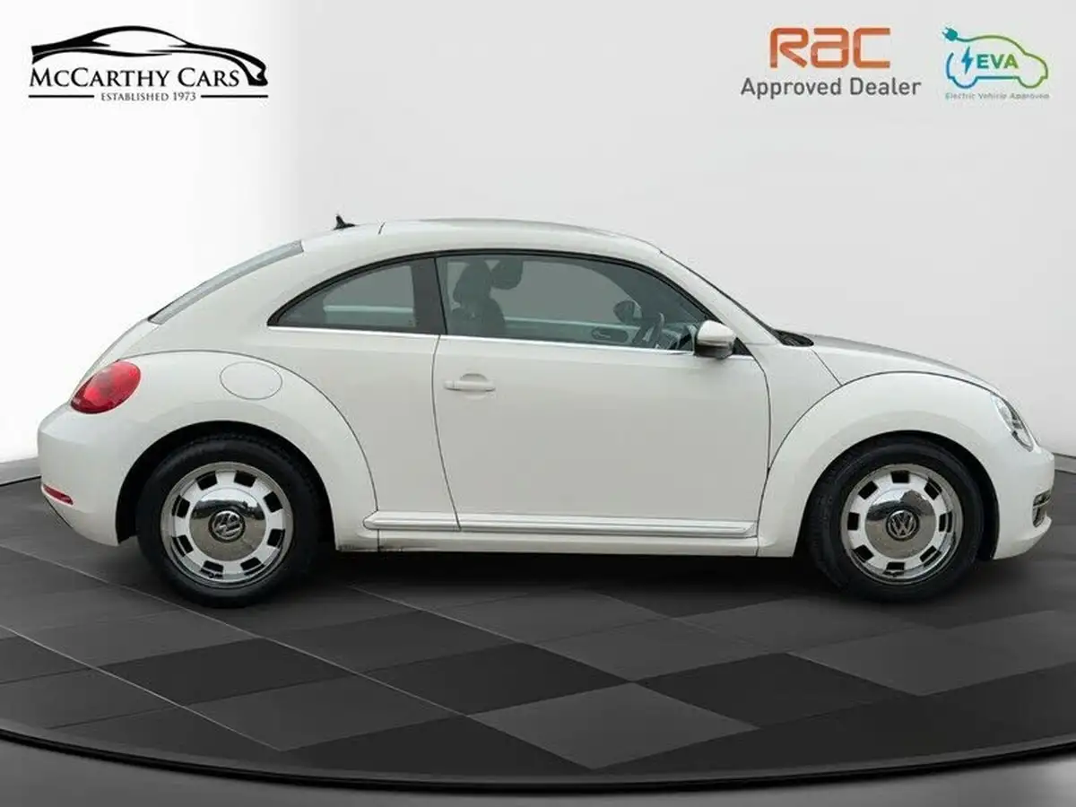 2012-volkswagen-beetle-12-design-105ps-hatchback-3d-1197cc-dsg-big-10