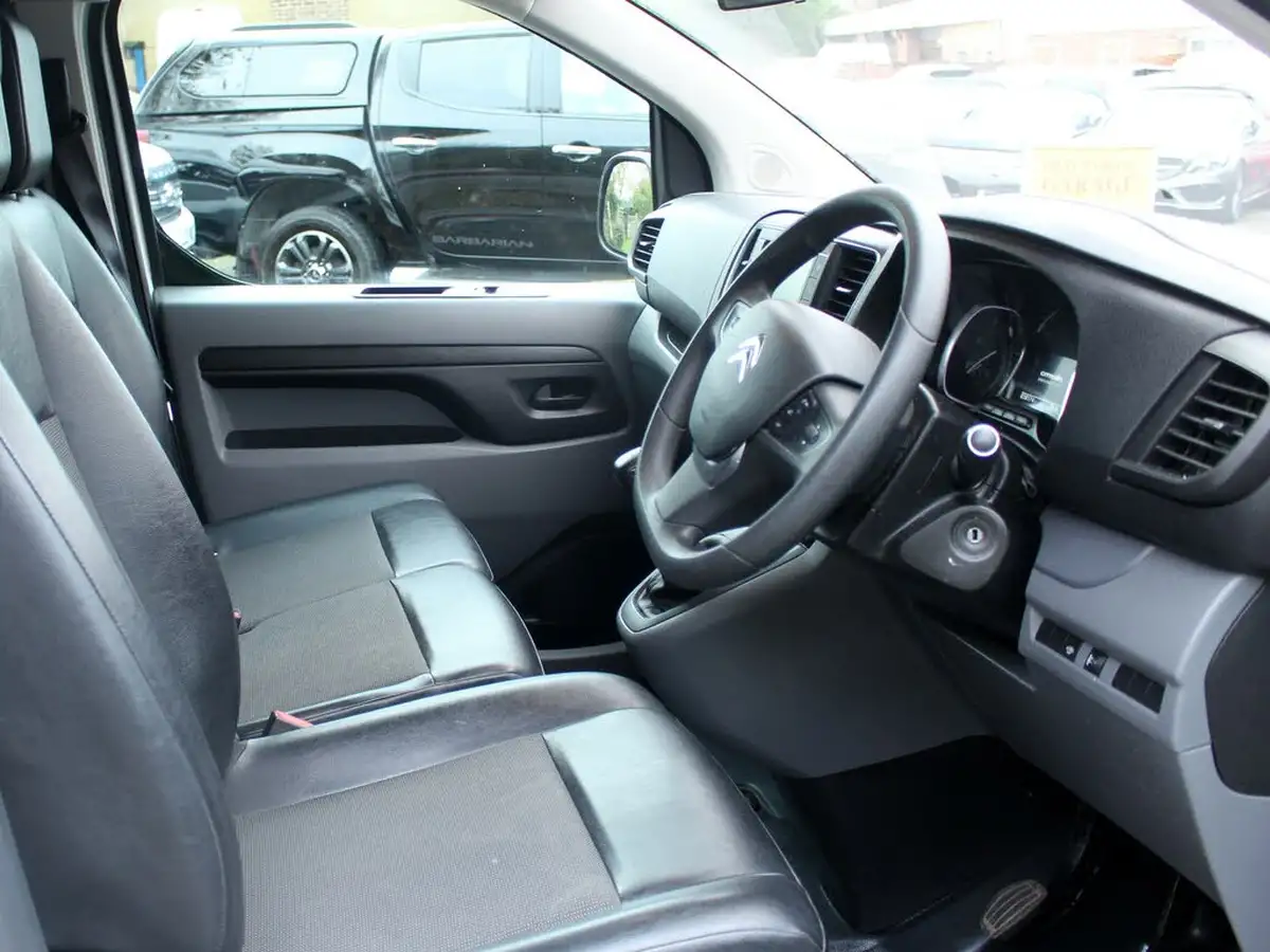 2020-citroen-dispatch-15bluehdi-enterprise-m-1000-100pseu6dt-e-big-1