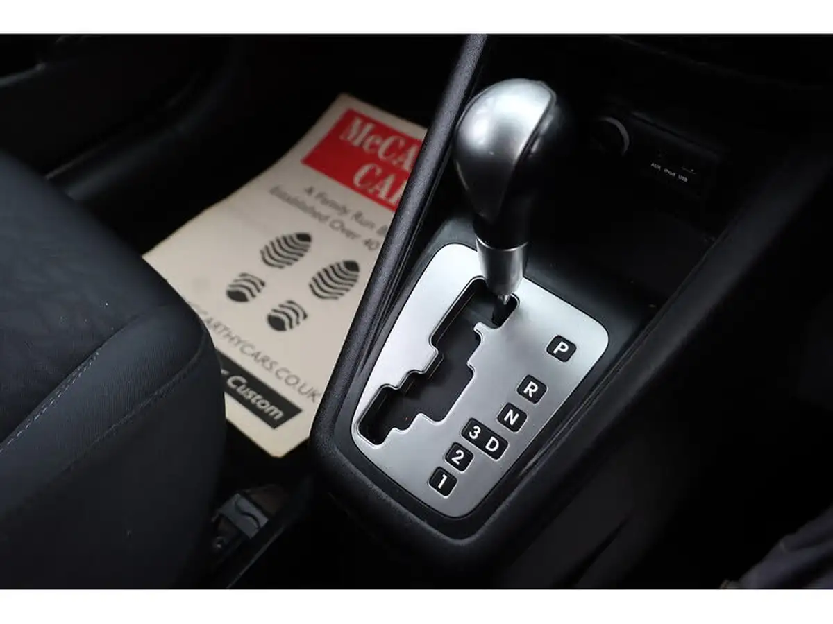 2015-hyundai-ix20-16-active-big-45