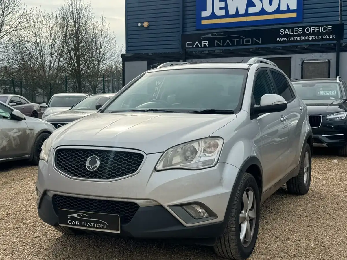2013-kgm-ssangyong-korando-20td-ex-175ps-auto-big-0