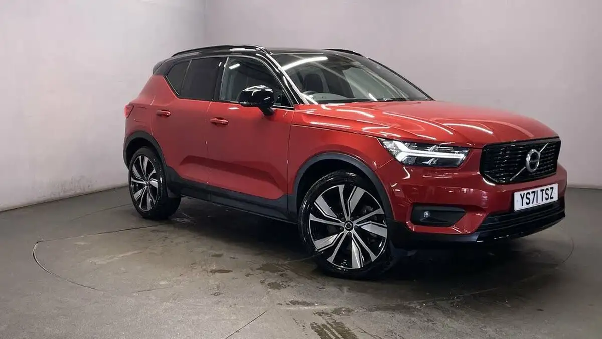 2022-volvo-xc40-15-t5-r-design-pro-big-0