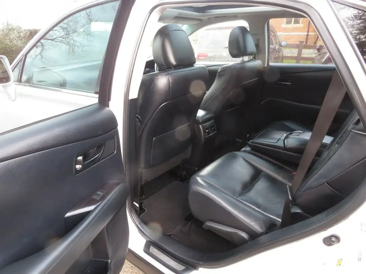 2011-lexus-rx-450h-35-se-i-4x4-big-16