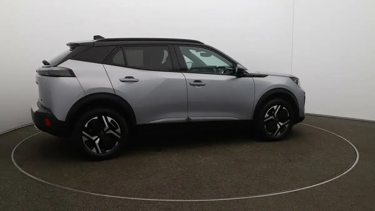 2023-peugeot-2008-suv-big-52