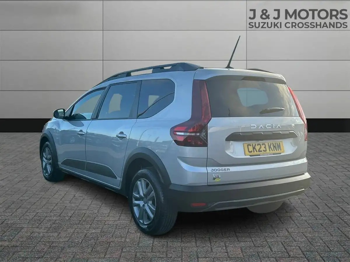 2023-dacia-jogger-10-tce-expression-big-4