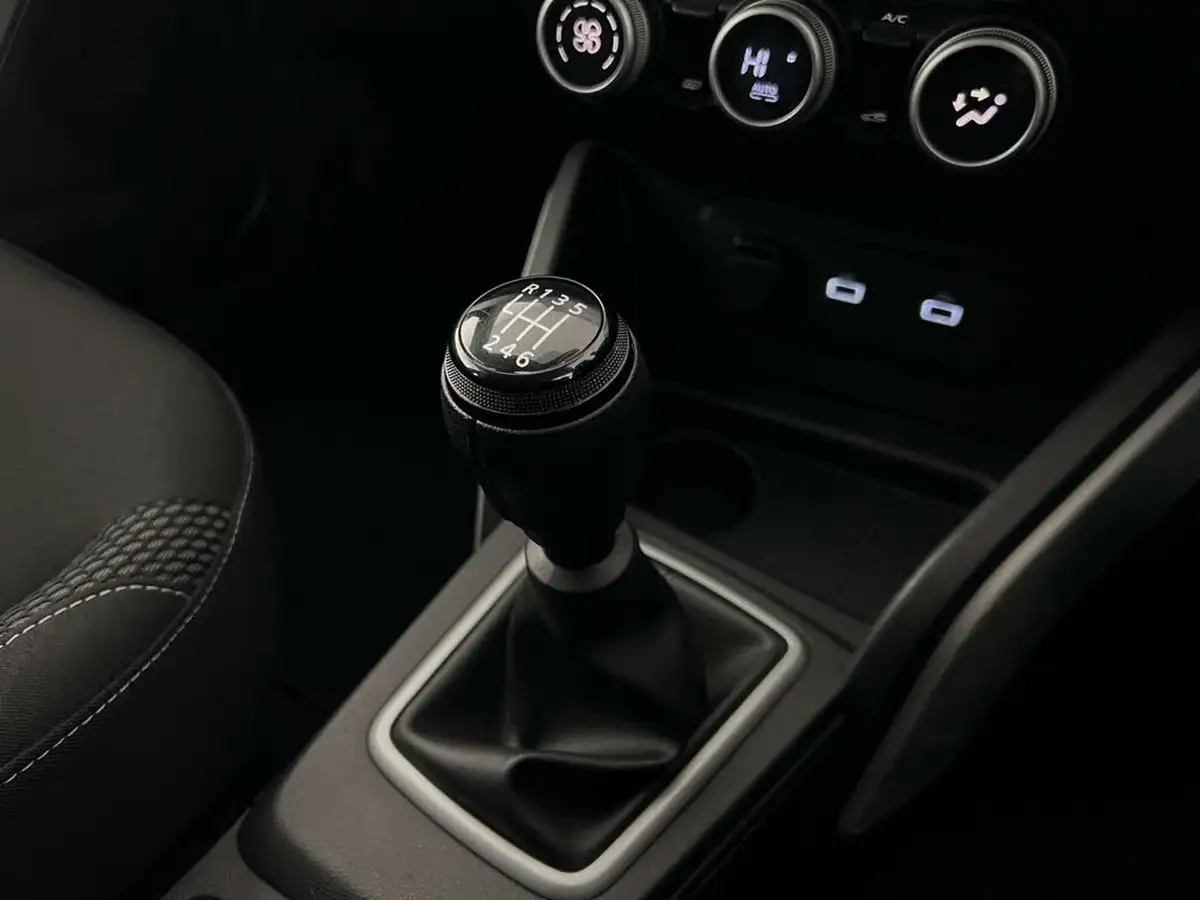 2024-dacia-duster-13-tce-journey-130bhp-1332cc-big-32