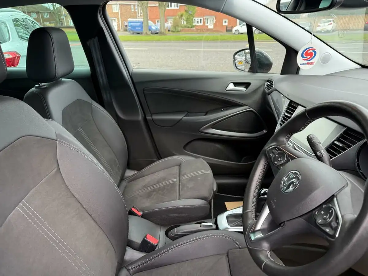 2023-vauxhall-crossland-12-ultimate-130ps-auto-big-39