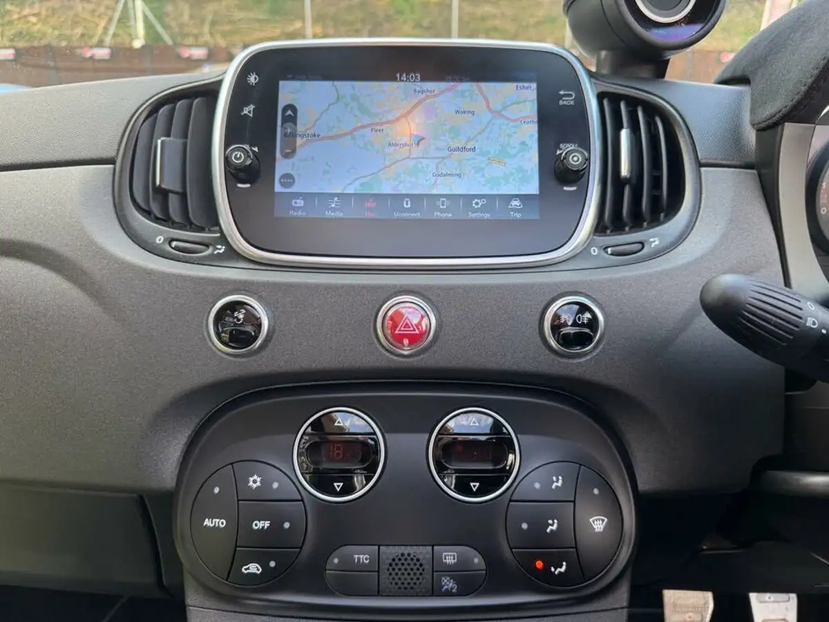 2021-abarth-595c-14-tjet-competizione-70th-big-22