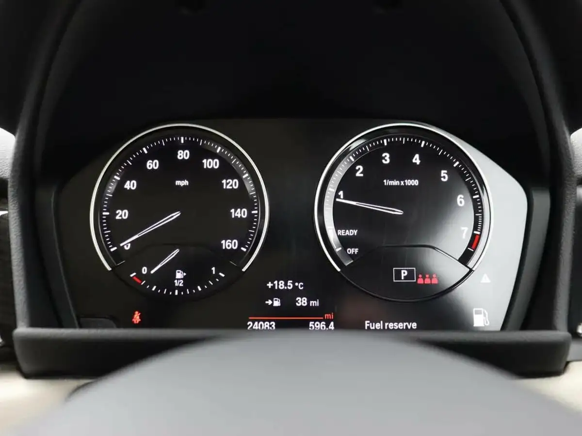2021-bmw-2-series-20-220i-luxury-active-big-7