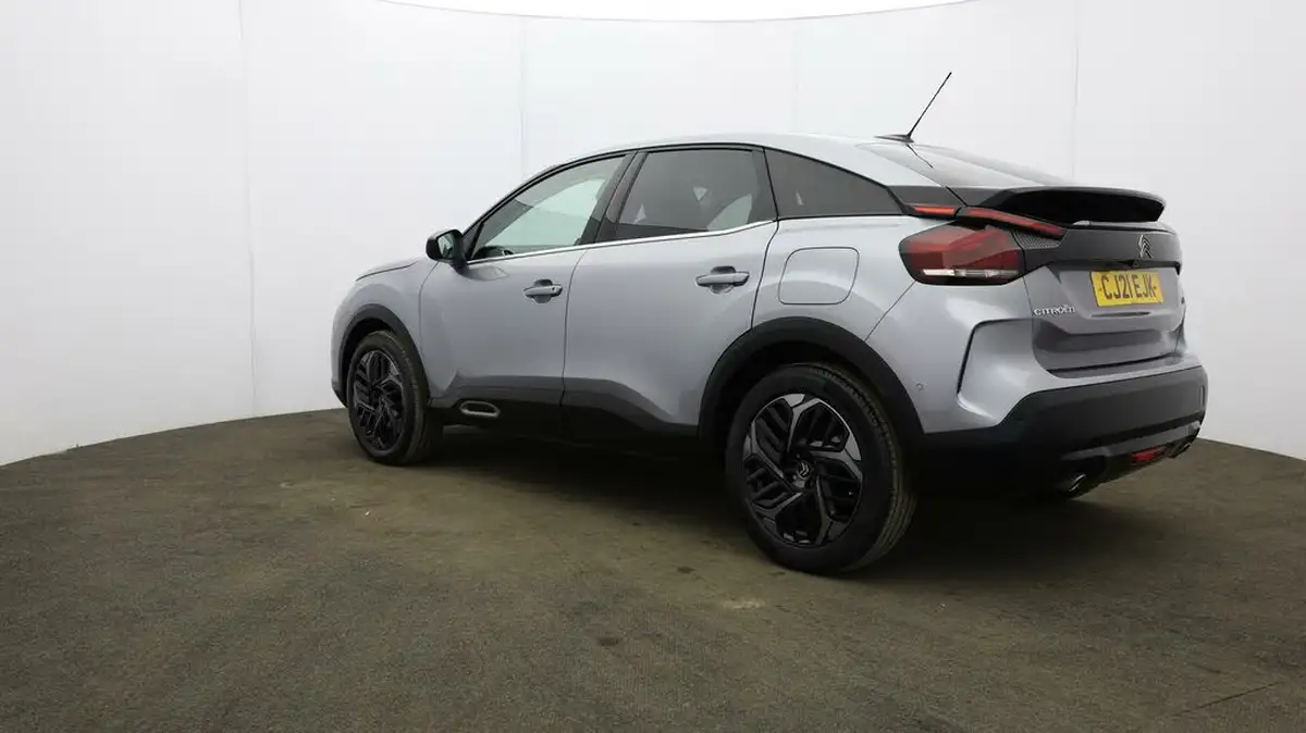2021-citroen-c4-12-puretech-shine-130ps-eat8-big-5