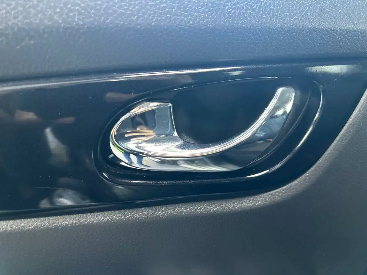 2015-nissan-qashqai-12-acenta-dig-t-115ps-xtronic-cvt-big-57