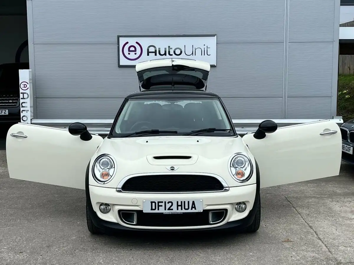 2012-mini-cooper-16-cooper-s-hatchback-3d-big-16