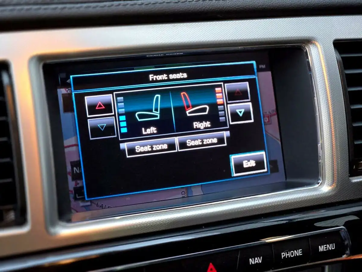 2013-jaguar-xf-30-premium-luxury-big-5