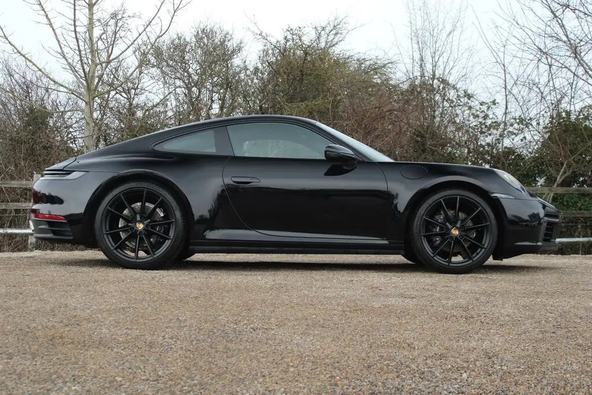 2020-porsche-911-30-carrera-coupe-big-1