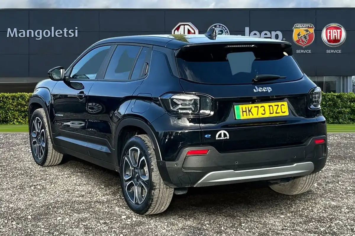 2023-jeep-avenger-big-2