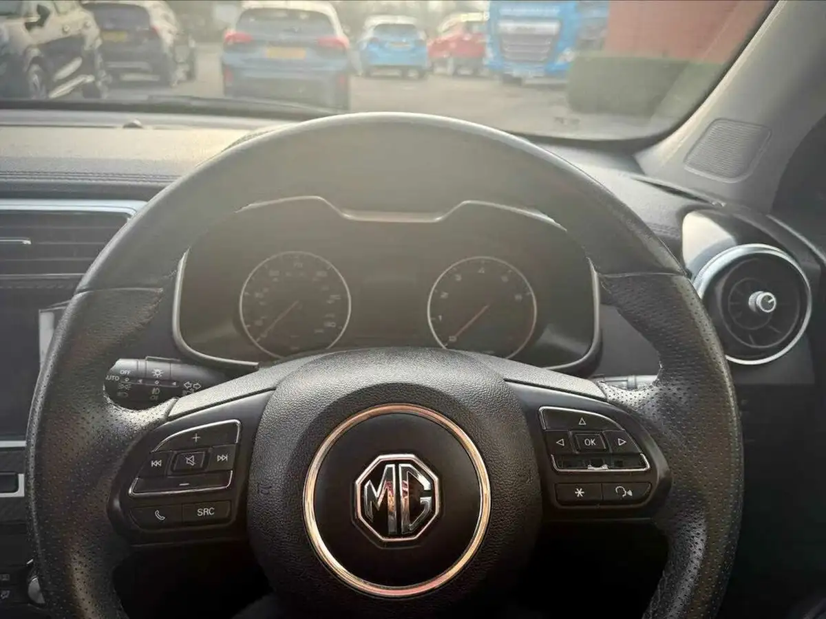 2019-mg-zs-suv-15-vti-tech-exclusive-105bhp-big-24
