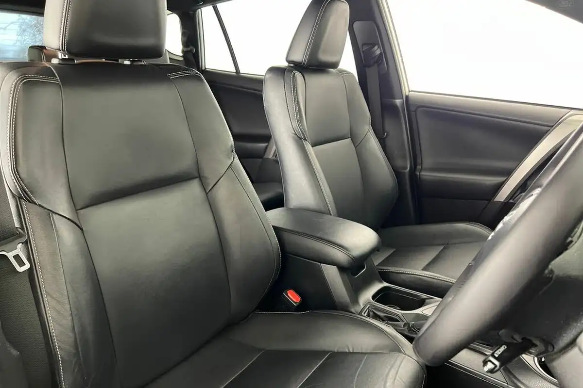 2017-toyota-rav4-25-vvt-i-excel-awd-tss-navi-big-29