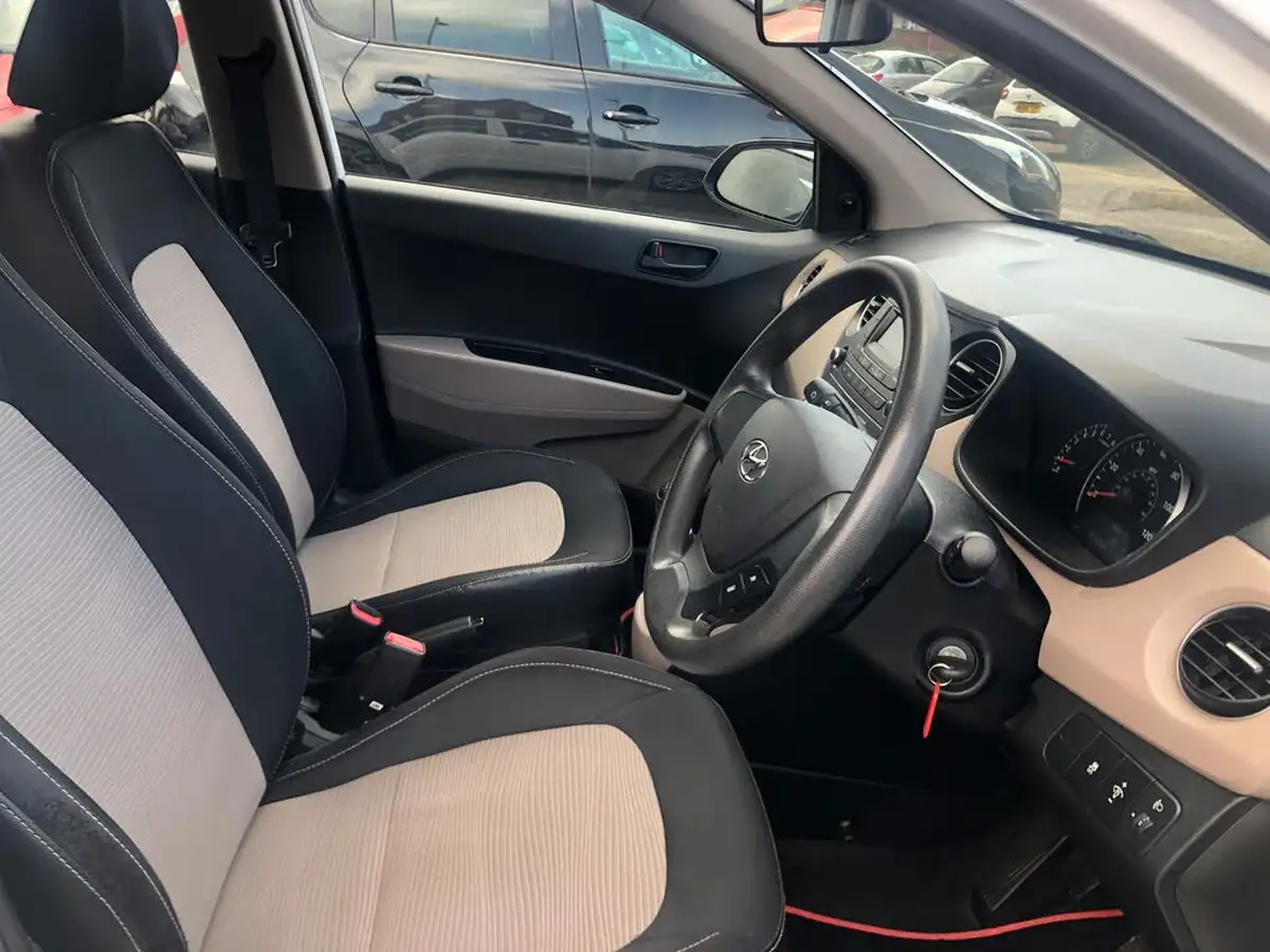 2014-hyundai-i10-10-s-big-11